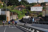 Los peregrinos aseguran sobrecogerse a su paso por Angrois