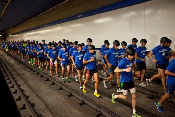 Carrera Discovery Underground por el metro