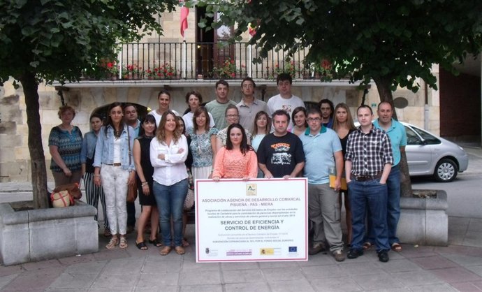 Contratados en Valles Pasiegos 