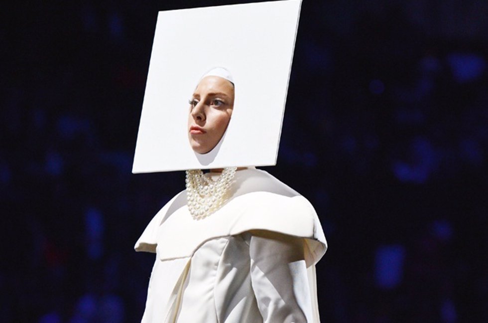 Lady Gaga en su actuación de Applause para los VMA'13