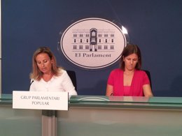 Mabel Cabrer y María José Bauzá