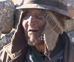 El hombre más viejo del mundo, Carmelo Flores Laura