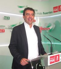 PSOE-A afirma que Griñán no se va por los ERE porque "no tiene absolutamente ninguna responsabilidad"