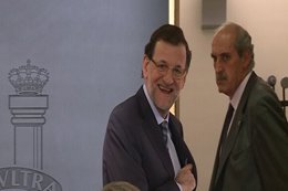 Rajoy y Rubalcaba se incorporan a sus despachos