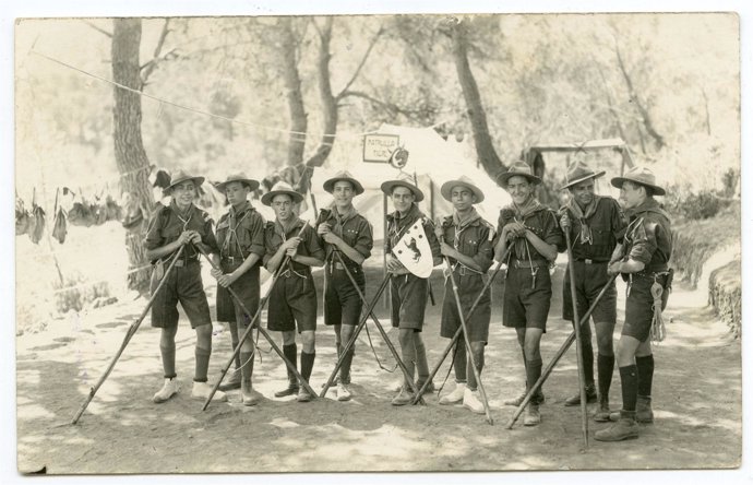 Boy Scouts de Murcia en el campamento de Sierra Espuña. Julio de 1926 