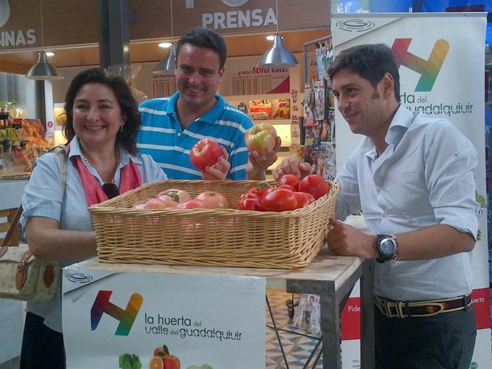Presentación de la jornada 'Qué culpa tiene el tomate' en el Mercado Victoria