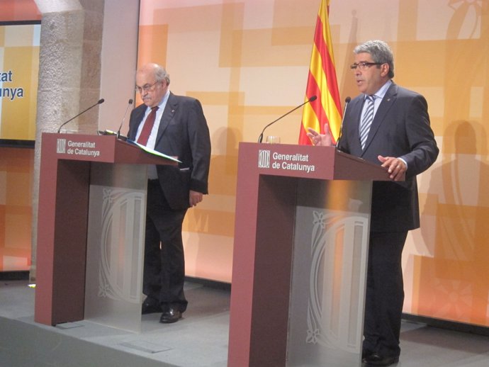 El conseller de Economía, Andreu Mas-Colell, y el de Presidencia, Francesc Homs.