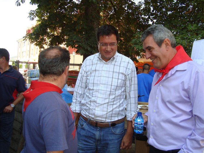 López y Villarrubia en la tradicional 'judiada'  de La Granja (Segovia)