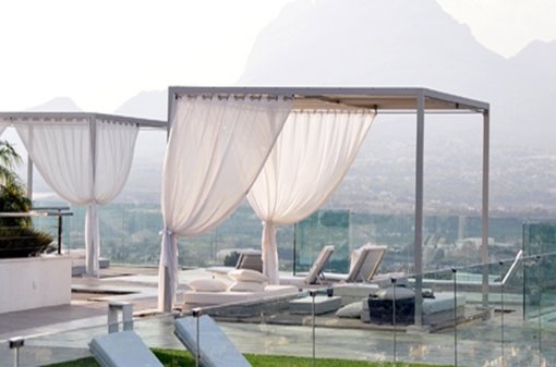 El spa fetiche de Isabel Preysler, Naomi Campbell, Andrés Velencoso, 