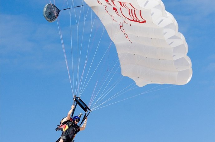Wingfly, un deporte de riesgo que se ha llevado ya la vida de siete personas
