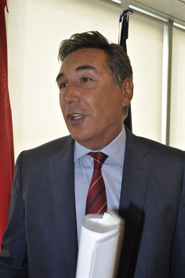 El consejero de Sanidad, Ricardo Oliván.