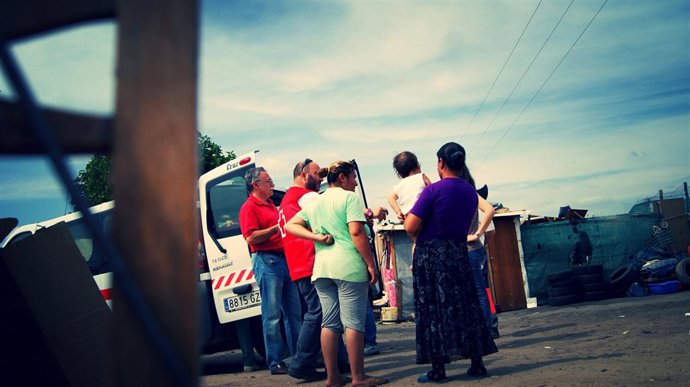 Atención de Cruz Roja en asentamientos de inmigrantes