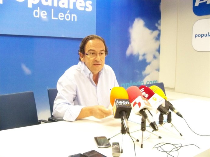 Luis Aznar analiza la situación del sector minero