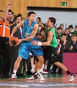 Xavi Rabaseda Con El Barcelona Regal