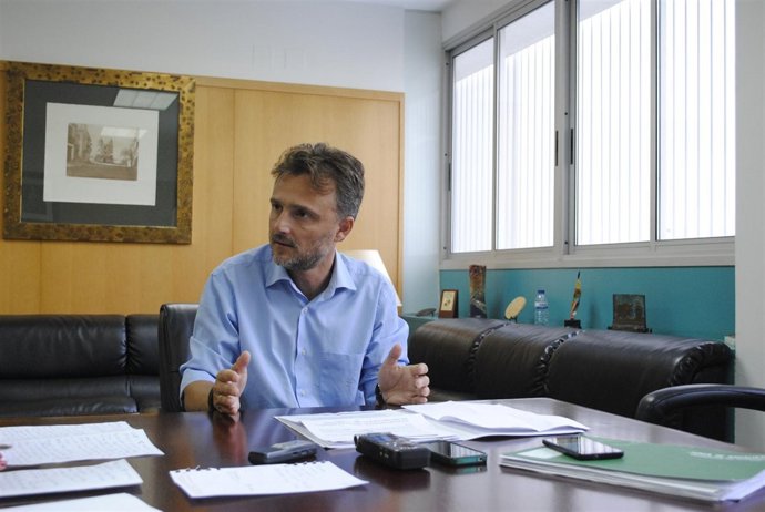 El delegado de la Junta de Andalucía en Huelva, José Fiscal.