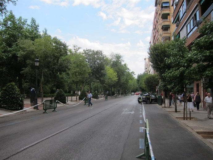 La Avenida De España En Cáceres Libre De Coches Para La Vuelta Ciclista