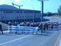 Unos 200 bomberos piden la homogeneización de las condiciones de trabajo