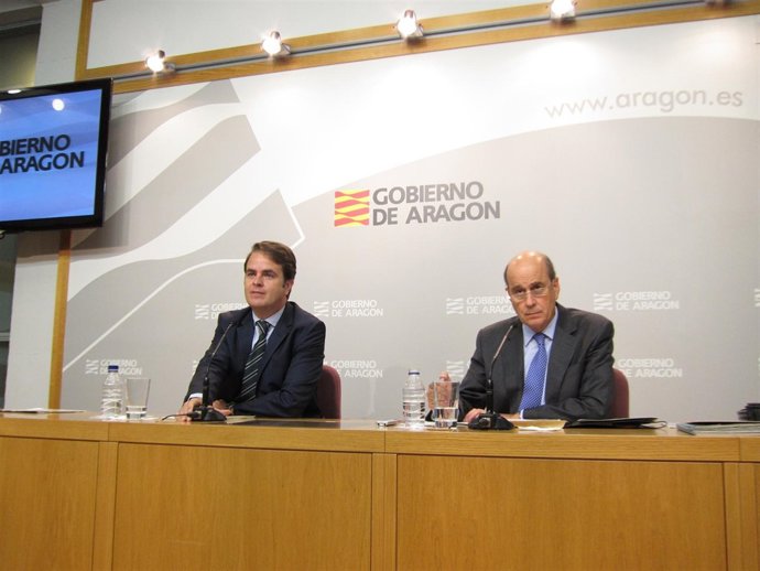 Bermúdez de Castro y Fernández de Alarcón en rueda de prensa este jueves