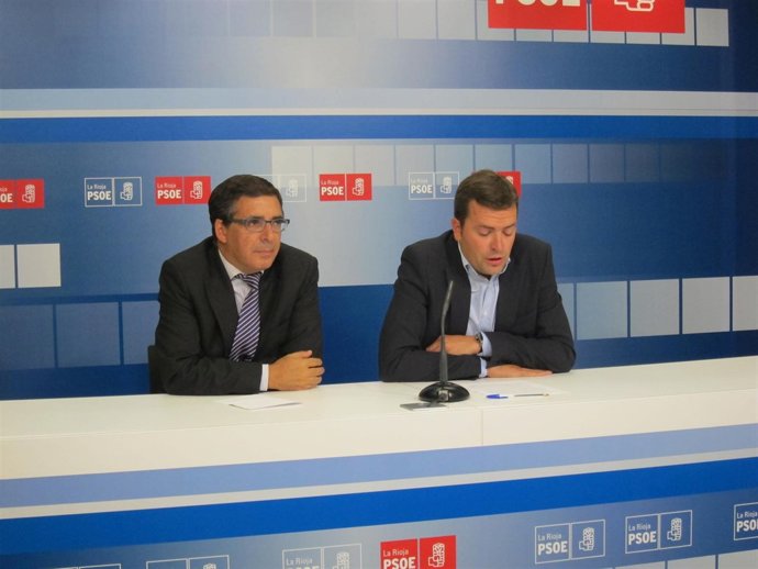 Pablo Rubio y Julián Olagaray auncian la próxima proposición de ley socialista