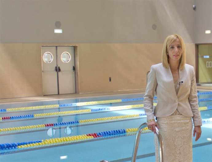 Olaia Abadía , decana de la Facultad de Ciencias de la Salud