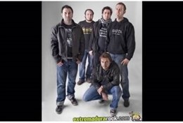 Grupo Kaxta Que Actúa En Talaván (Cáceres)