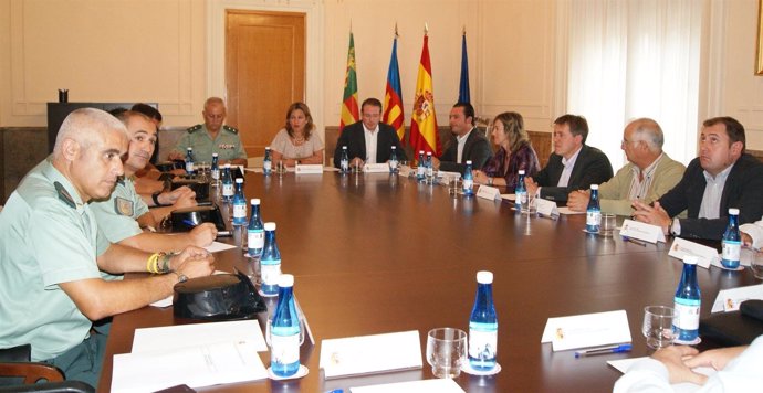 Sánchez de León en la reunión de seguridad del Baix Maestrat.