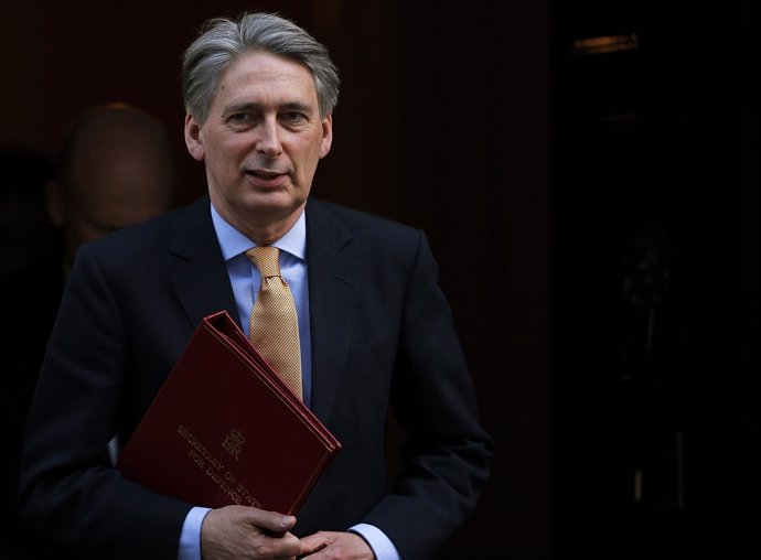 El ministro de Defensa de Reino Unido, Philip Hammond