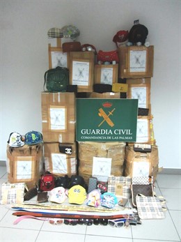 Material incautado por la Guardia Civil