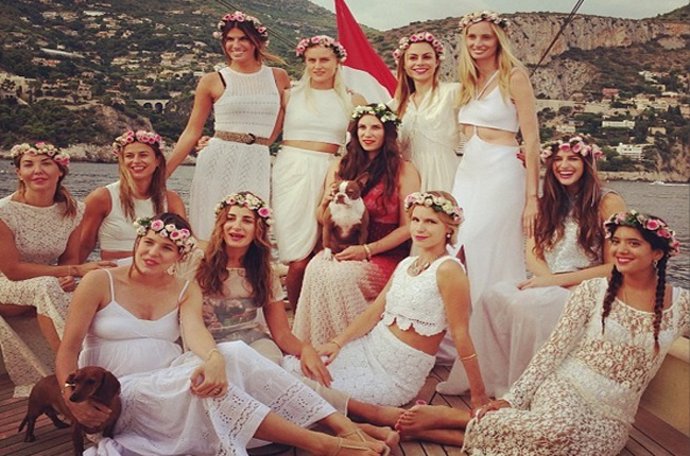 Tatiana Santo Domingo celebra su despedida de soltera a bordo de un lujoso barco