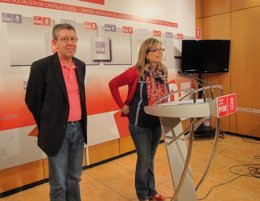 Jorge Félix Alonso y Marta Olmedo en la rueda de prensa