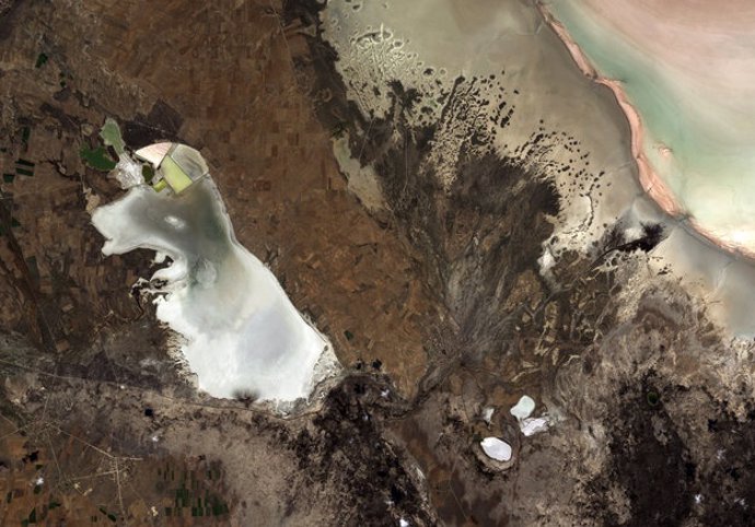 Lagos Tersakan y Tuz, en Turquía, vistos desde el espacio