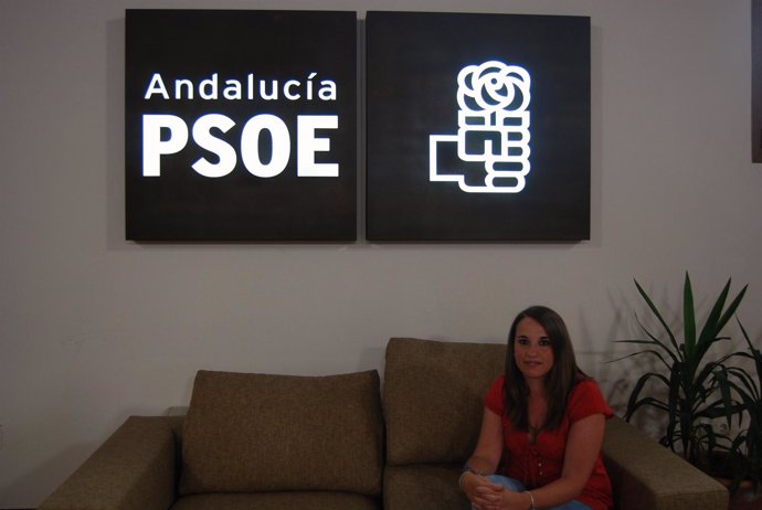 La secretaria de Educación del PSOE de Andalucía, Esther Ruiz