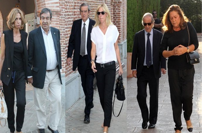 Familiares y amigos en el Tanatorio de Pozuelo para despedirse de Manuel Martín