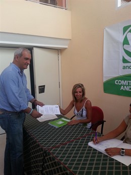 Antonio Jesus Ruiz, en el momento de presentar su precandidatura