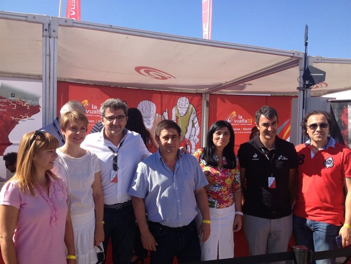 Salida de la Vuelta Ciclista a España desde Torredelcampo