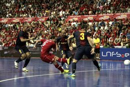 El Barcelona se impone a ElPozo