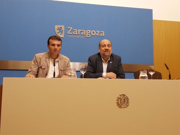 Los concejales de IU en Zaragoza, Pablo Muñoz y José Manuel Alonso