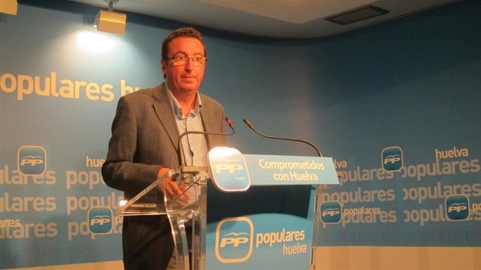 El presidente del PP en Huelva, Manuel Andréz González.