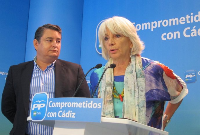 Teófila Martínez (PP), alcaldesa de Cádiz