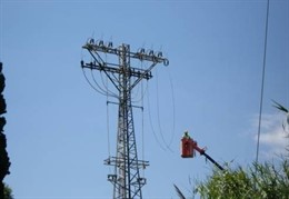 Soterramiento de una red eléctrica de Endesa en Premià de Dalt