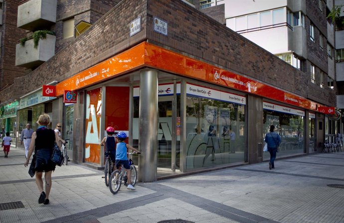 Rótulo Grupo Ibercaja en entidades de Caja3