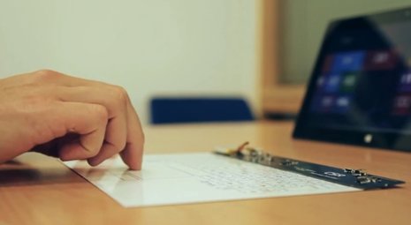 Un teclado de medio milímetro: ¿El mejor amigo de las pantallas flexibles?