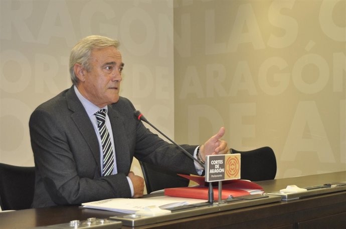 El portavoz parlamentario del PSOE, Javier Sada