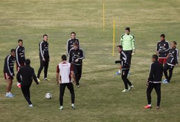 Un grupo de jugadores de la selección venezolana de fútbol en La Paz, jun 6 2013