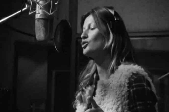 Gisele Bunchen canta para H&M