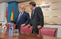 Cañete llama a la "colaboración, diálogo y transparencia absoluta" en la definición del modelo de comarcalización