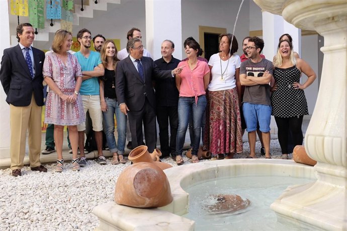 El Alcalde de Sevilla, Juan Ignacio Zoido, durante la visita