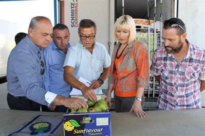 La subdelegada del Gobierno en Lleida, I.Manso, en su visita a aduana Edullesa