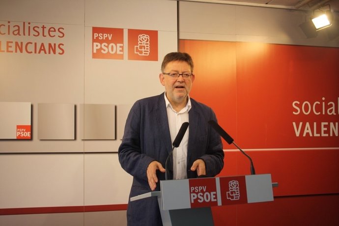 Ximo Puig en la rueda de prensa