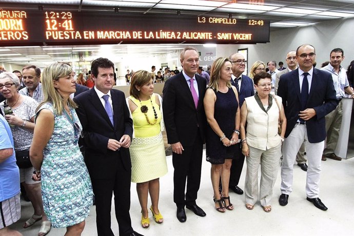 Fabra en la inauguración de la Línea 2 del TRAM